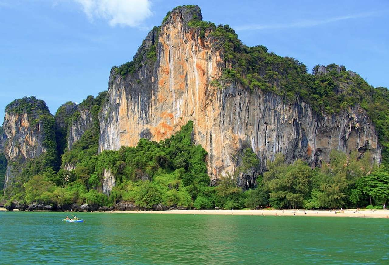 Półwysep w Tajlandii-Rai Leh, dostępny tylko łodzią puzzle online