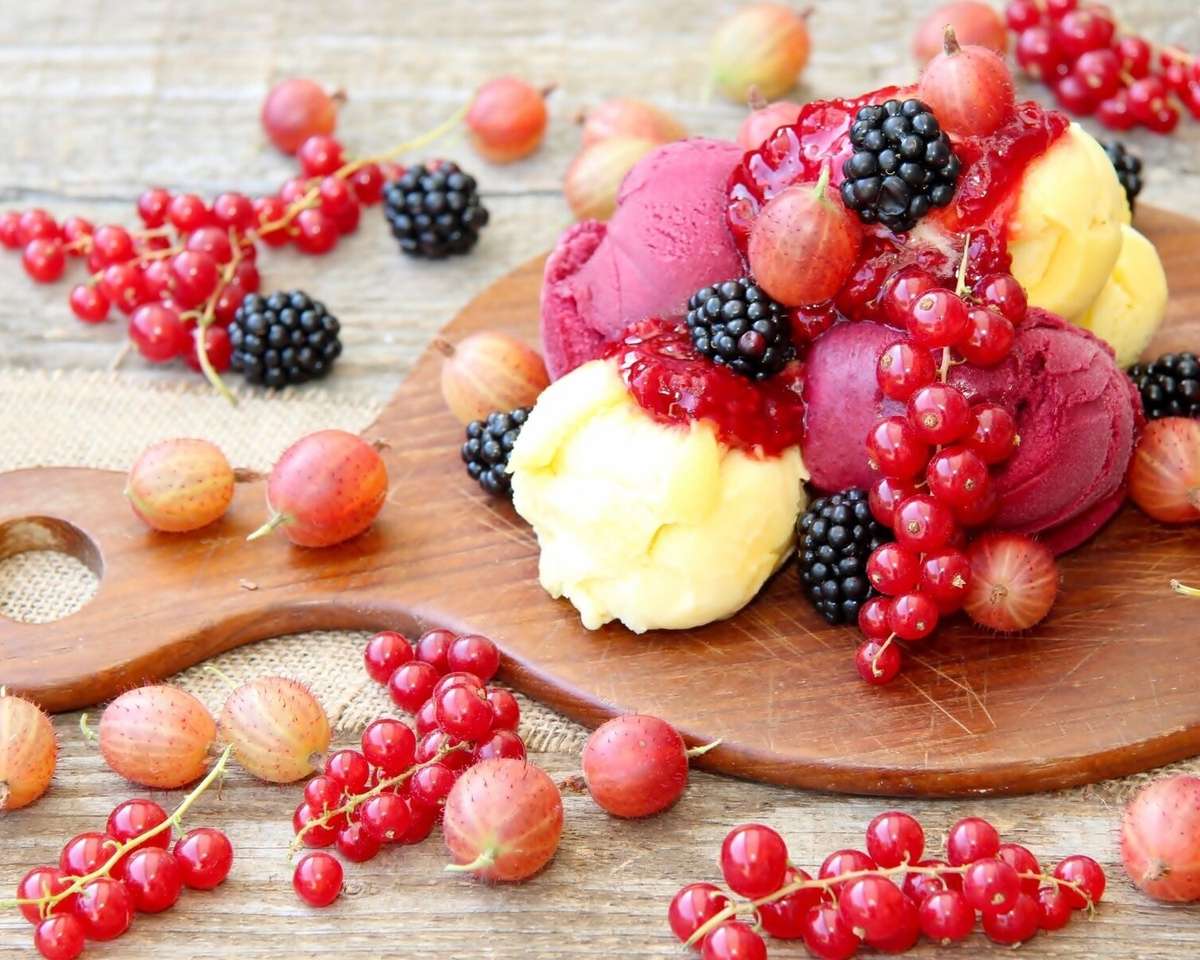 Smakowe lody z owocami puzzle online