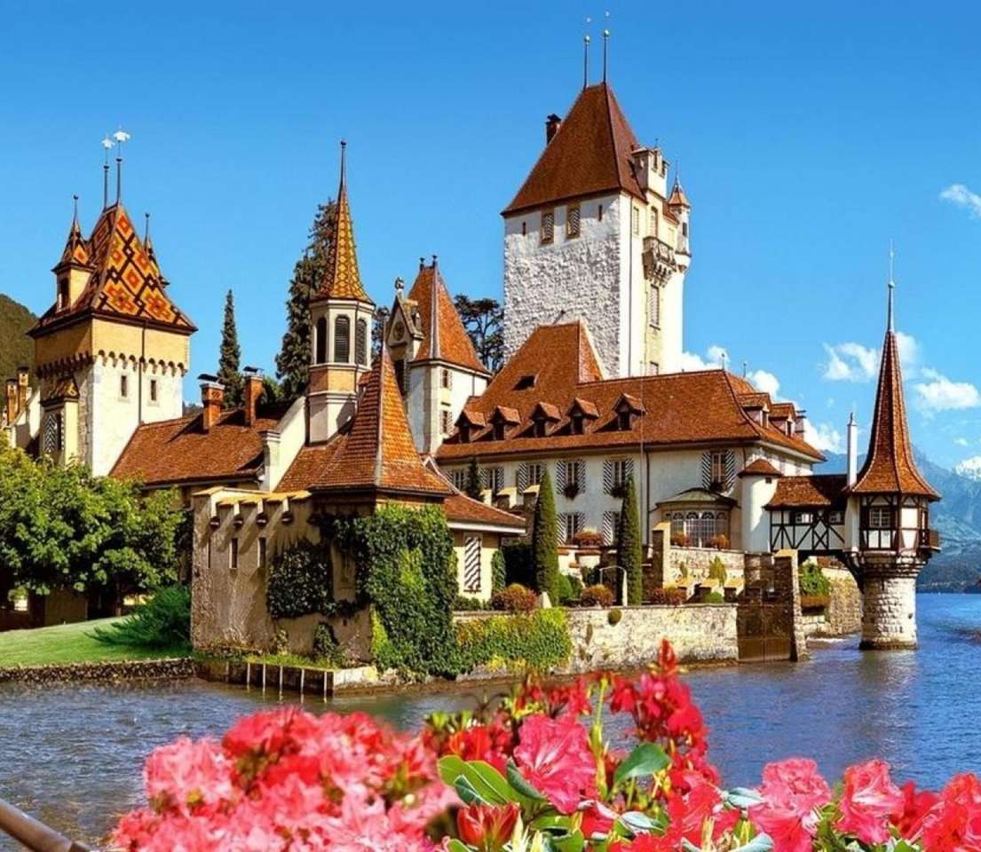 Elveția - Castelul Oberhofen, priveliște uimitoare puzzle