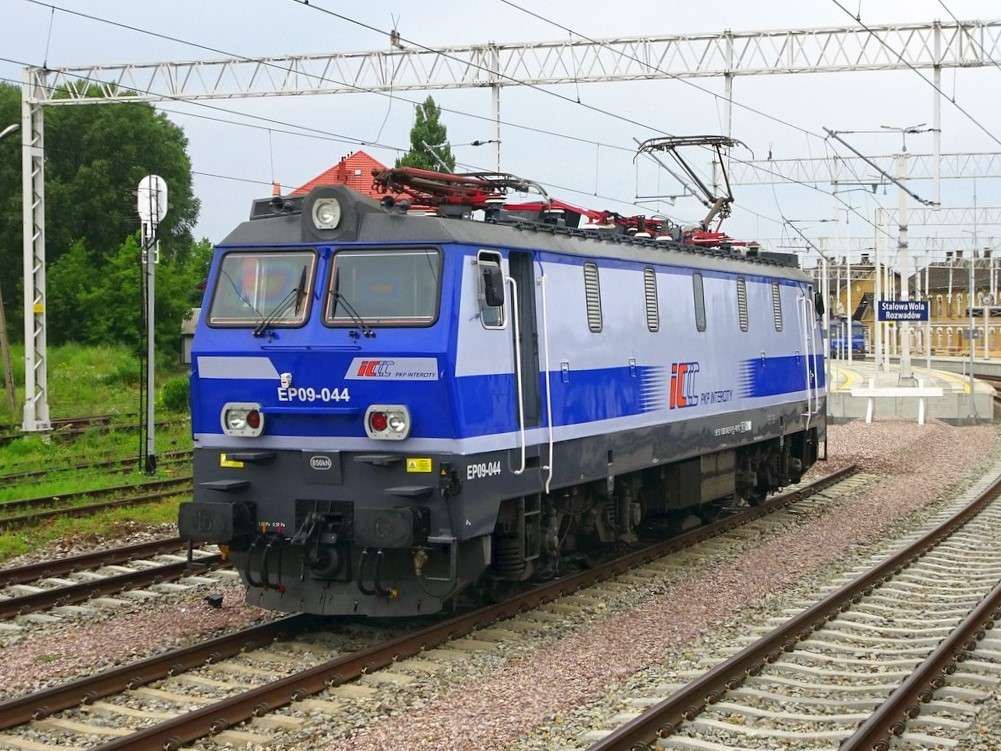 EP09 polska lokomotywa elektryczna puzzle online