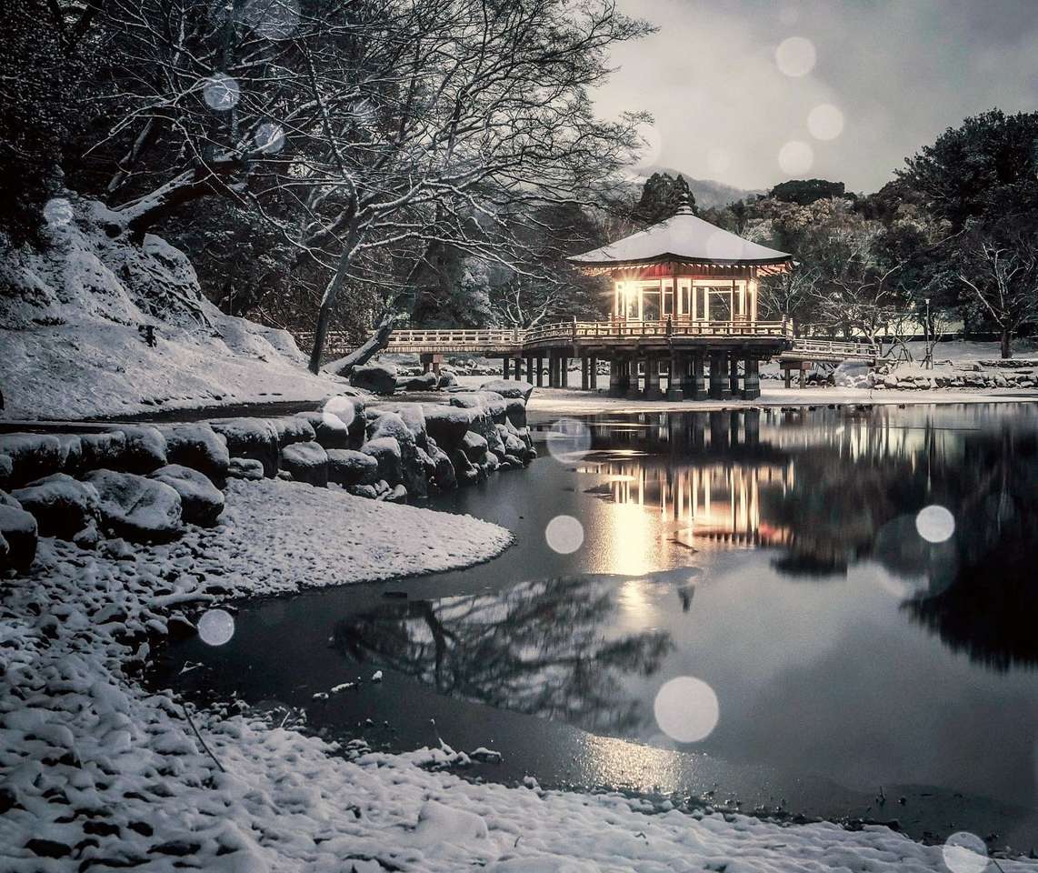 Japonia pod śniegiem puzzle online
