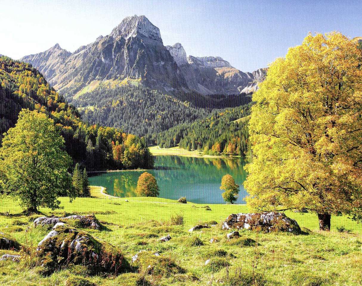 Górskie jezioro w Alpach Glarus puzzle online