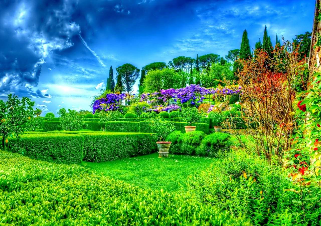 Oszałamiający ogród w zielonej naturze puzzle online