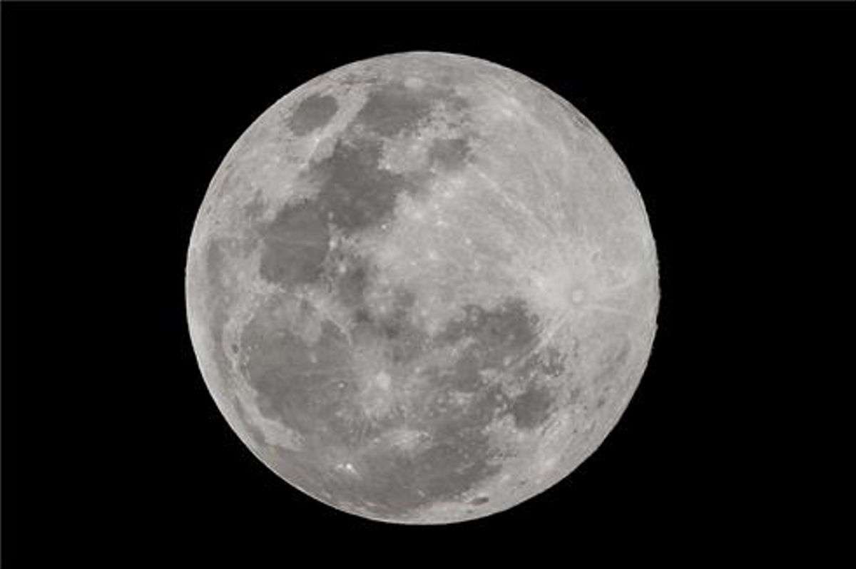 Księżyc Księżyc Księżyc puzzle online