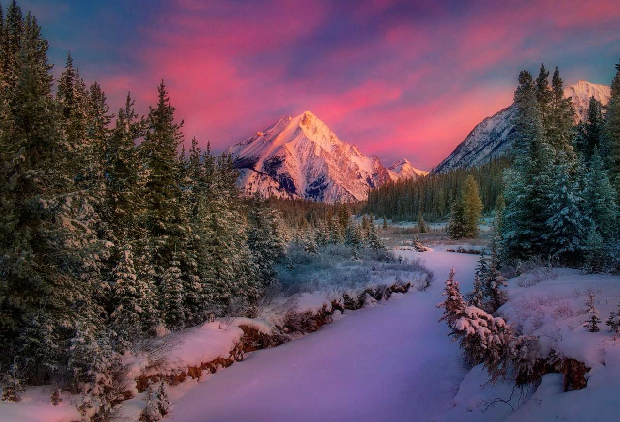 Przepiękny zimowy zachód słońca w górach puzzle online
