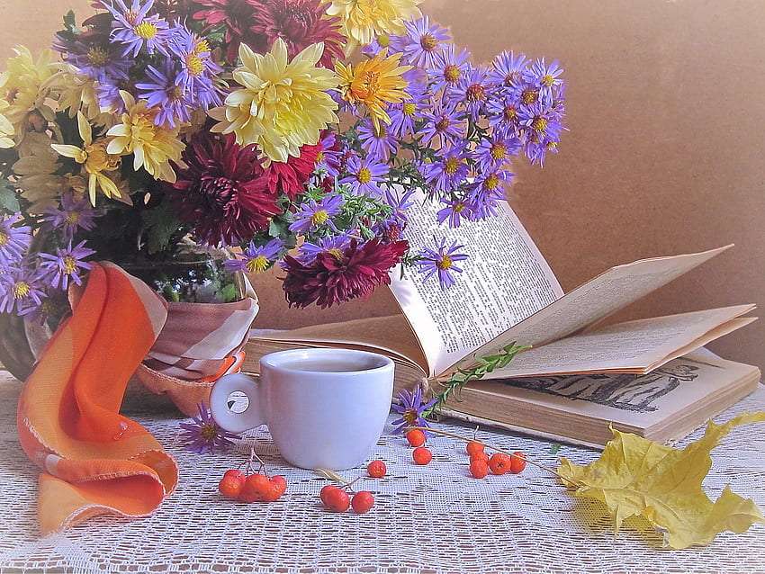 Jesienny bukiet, herbatka, książka, czas na relaks puzzle online