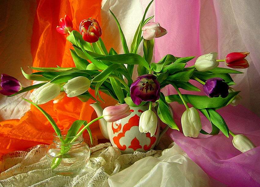 Odważna i piękna inspiracja z tulipanami puzzle online