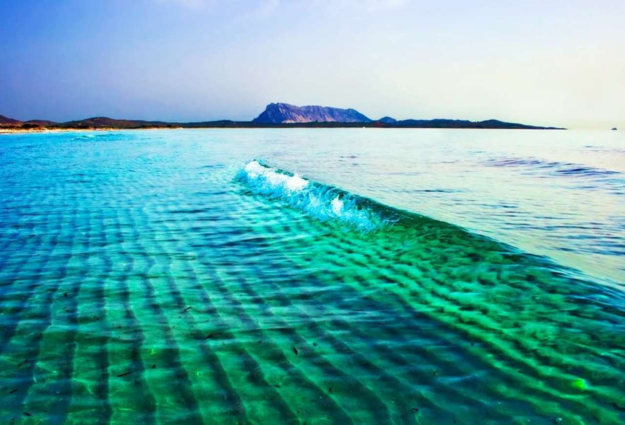 Krystaliczne wody Sardyni, rzadki i piękny widok puzzle online