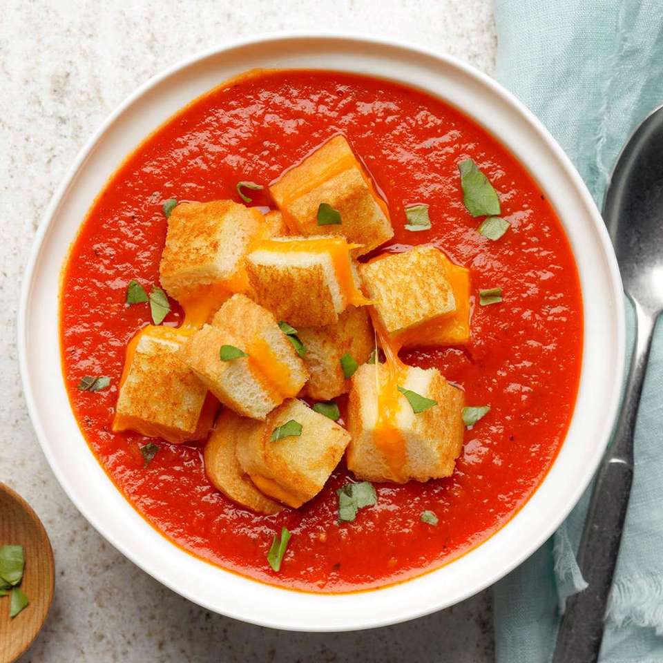 Zupa Pomidorowa Z Grylowanym Serem puzzle online