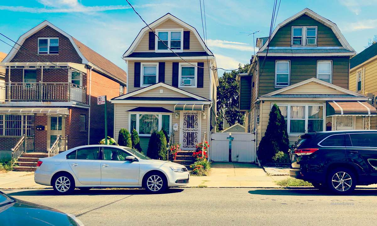 Osiedle szeregowych domków w Queens (NY) puzzle online