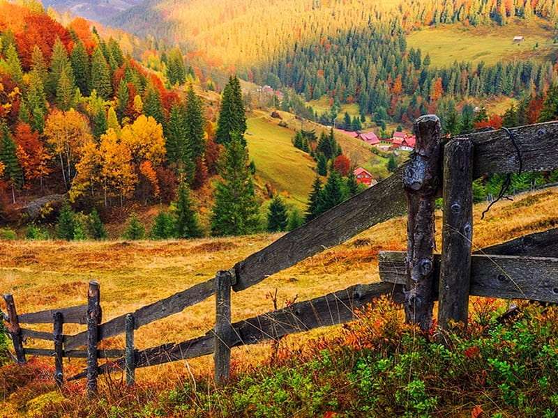 Jesienne doliny wzgórza w Rumuni puzzle online