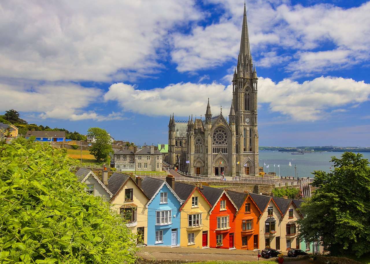 Katedra św. Kolmana w Cobh -u stóp urocze kolorowe puzzle online