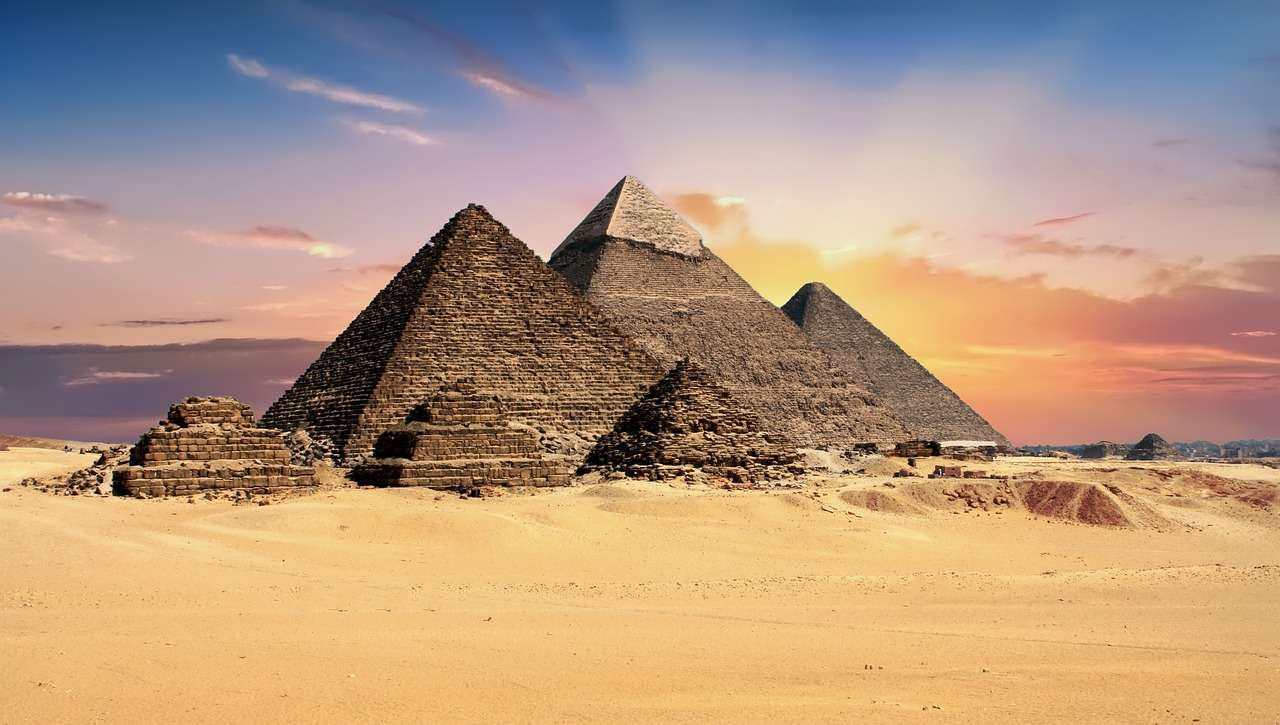 Piramidy Egipt puzzle online