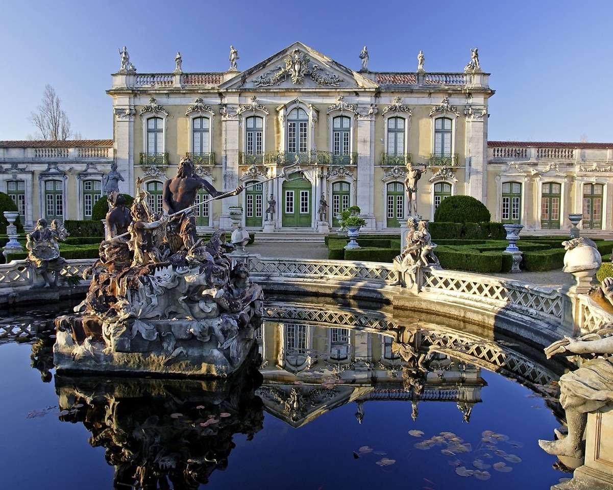 Pałac, fontanna z rzeźbami w Portugalii puzzle online