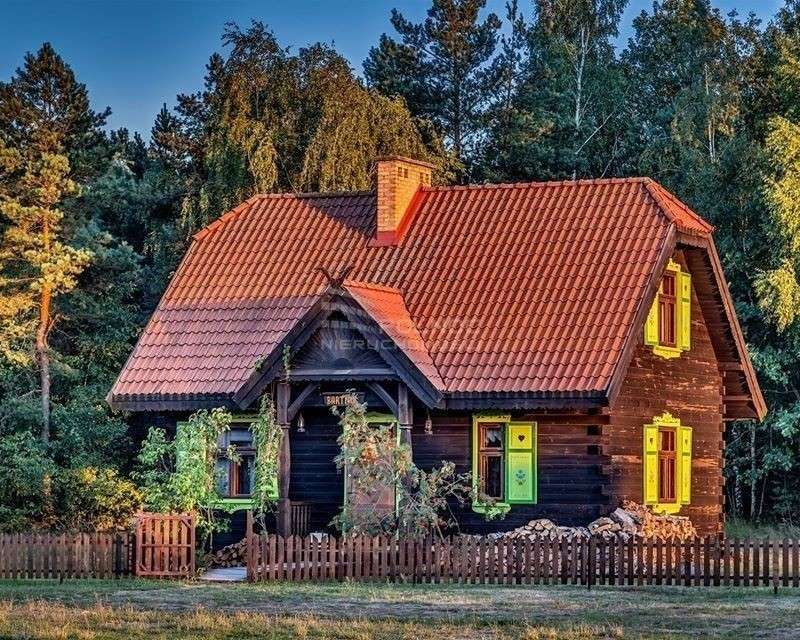 Wiejski drewniany dom puzzle online