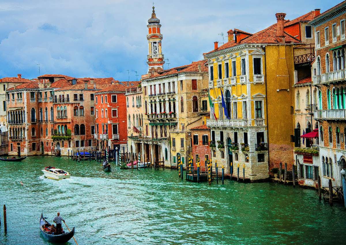 Włochy-Kamienice na kanale, droga tylko wodna puzzle online