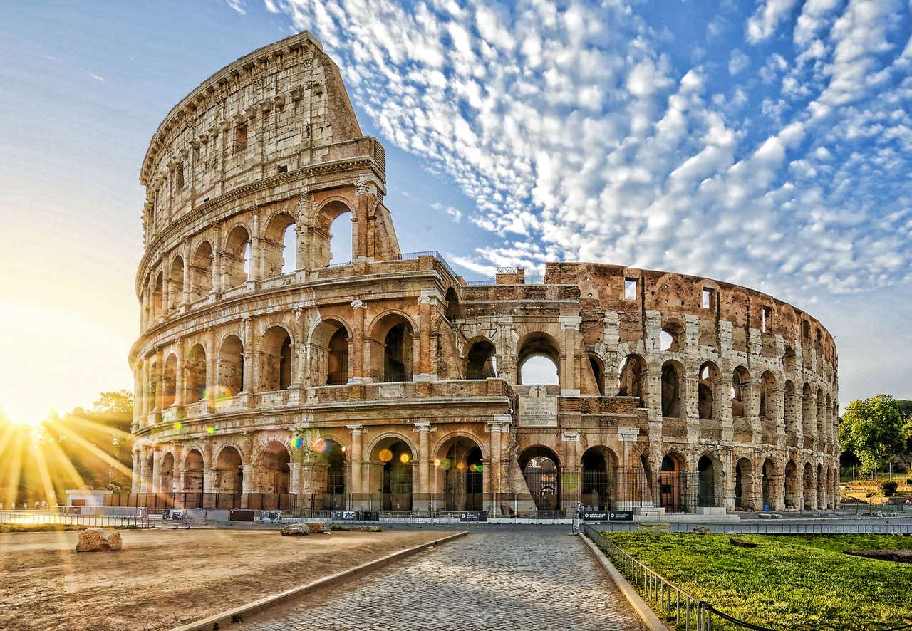 Rzym-Koloseum Amfiteatr Flawiuszów i wschód słońca puzzle online