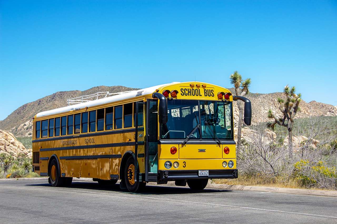 Autobus Szkoła puzzle online
