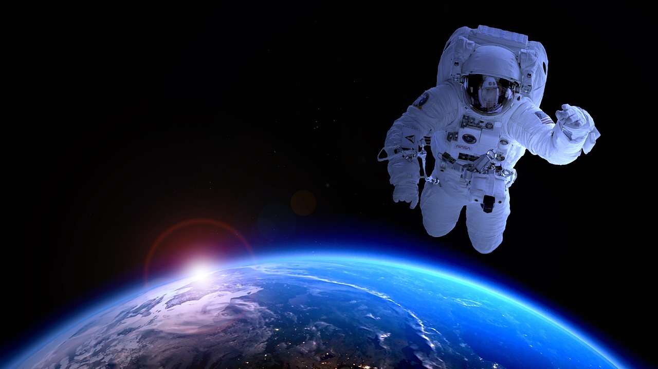 Kosmonauta podróży kosmicznych puzzle online