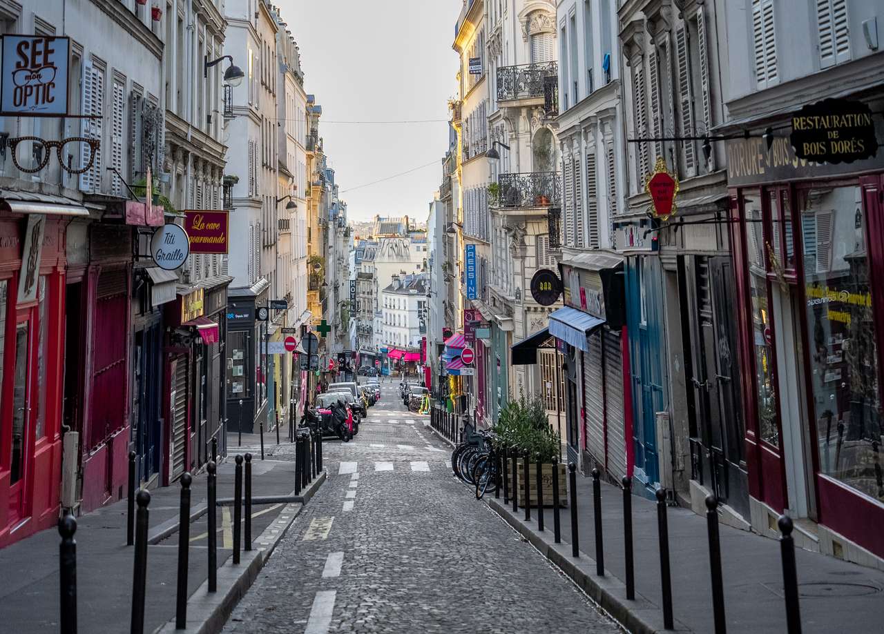 Rue des Martyrs na Montmartrze w Paryżu puzzle online