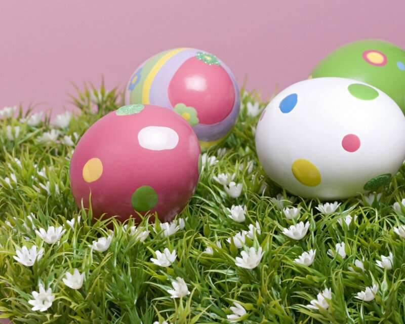 Kolorowe, pomalowane jajka puzzle online