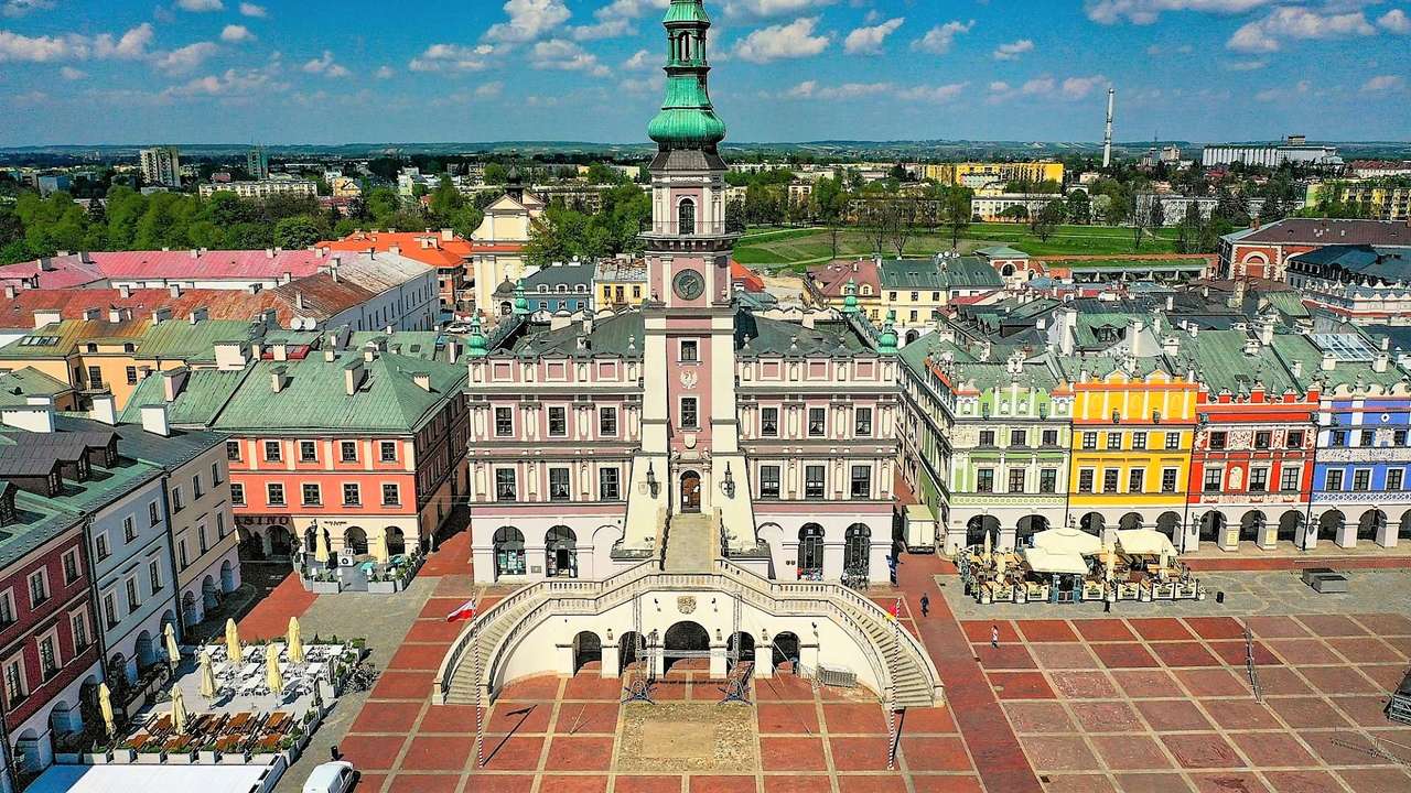 Centrum miasta Zamość w Polsce puzzle online