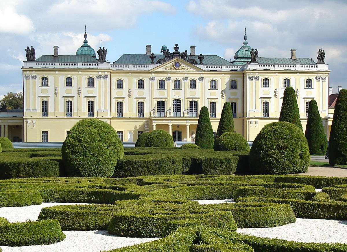 Zamek w Białymstoku w Polsce puzzle online