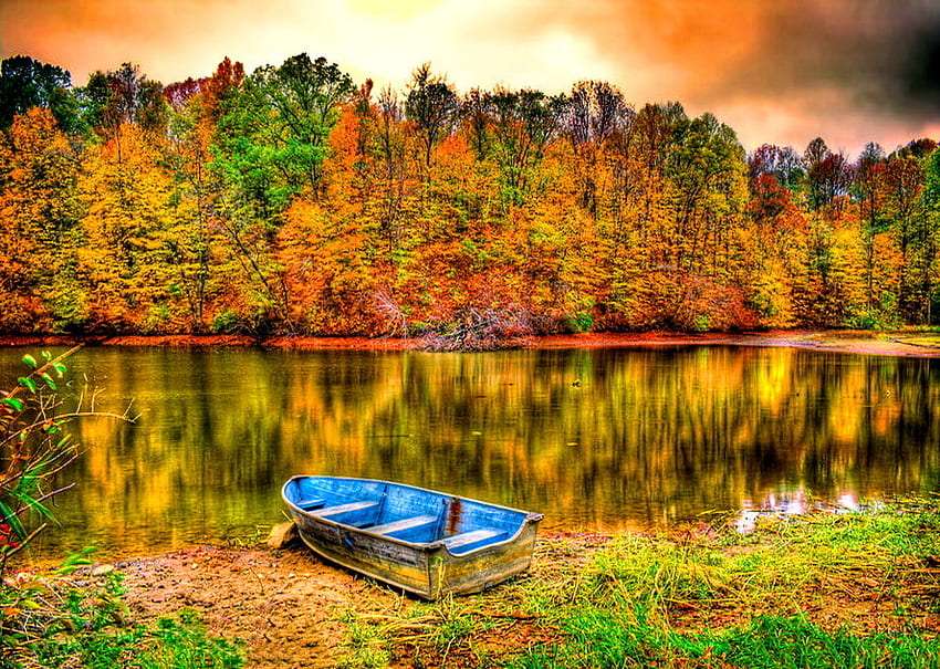 Po prostu łódka nad pięknym jeziorem, cudo puzzle online
