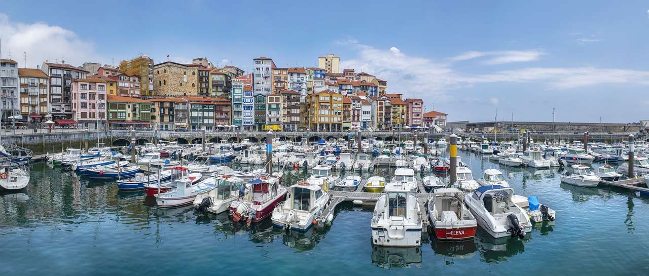 Krajobrazowe miasto portowe puzzle online