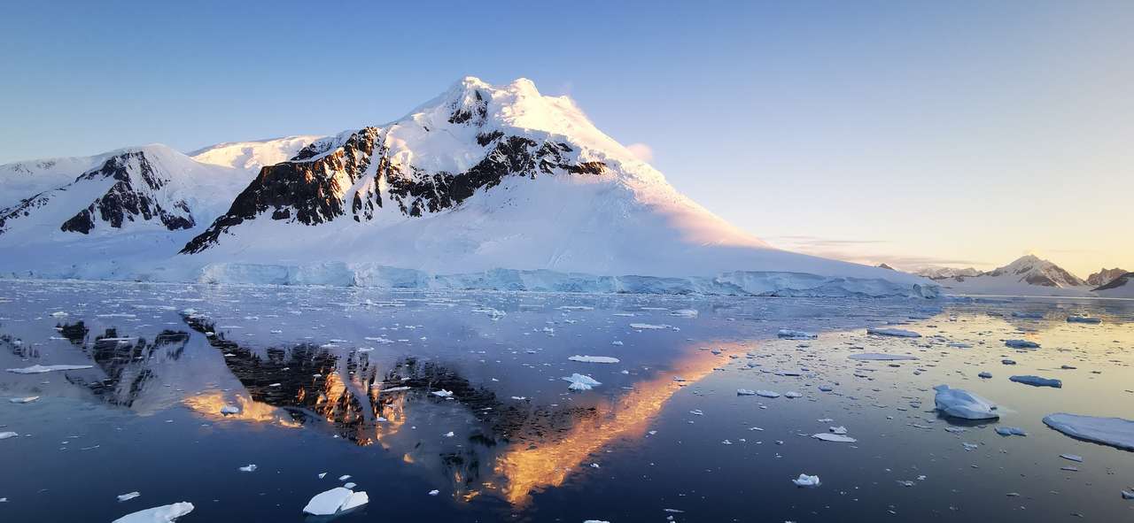 Górski śnieg Antarktydy puzzle online