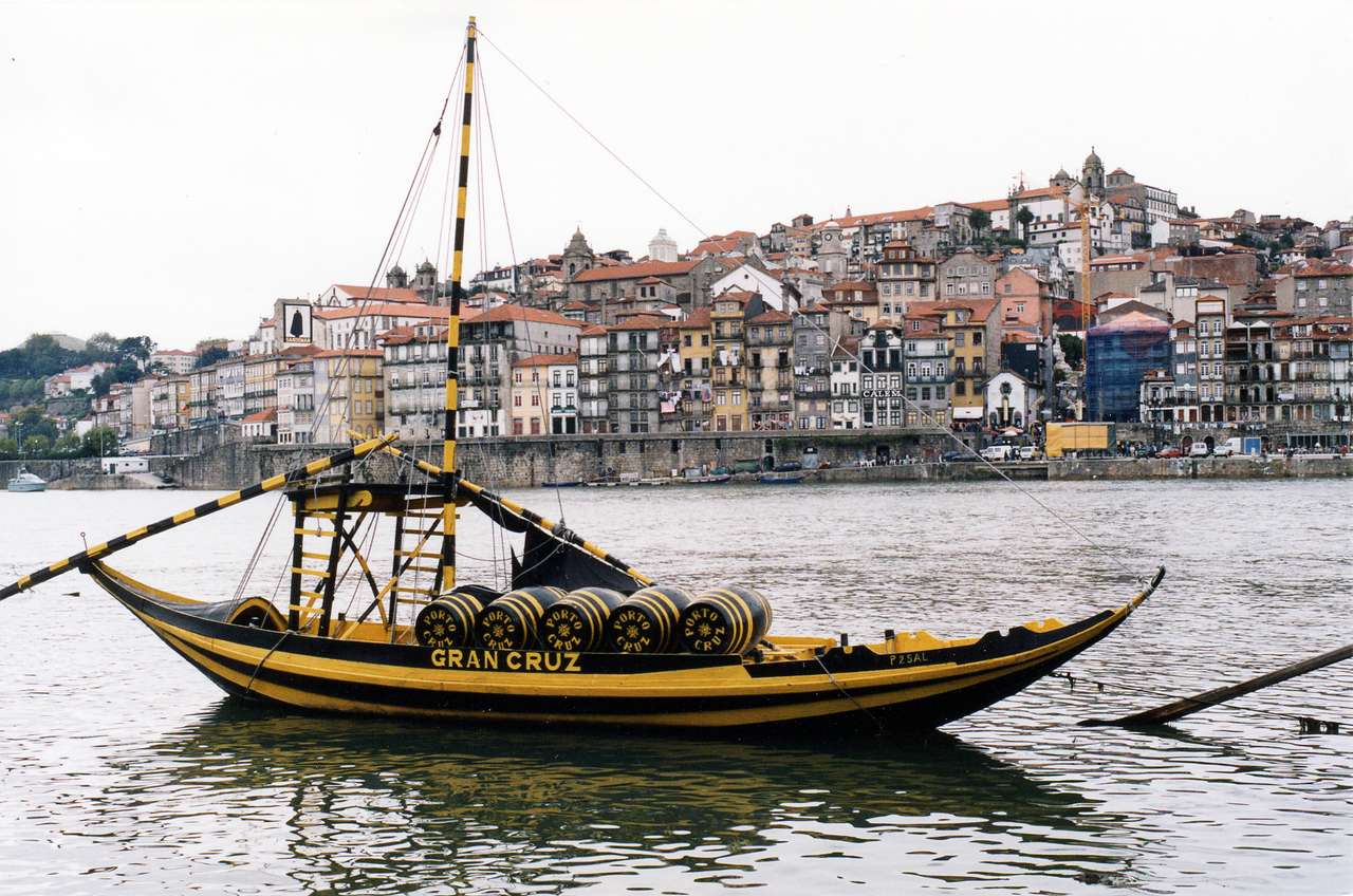 Specjalna łódź Rabelo używana do transportu wina puzzle online