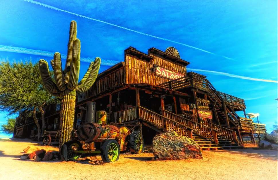 ''Saloon ''na pustyni w tamtych czasach puzzle online