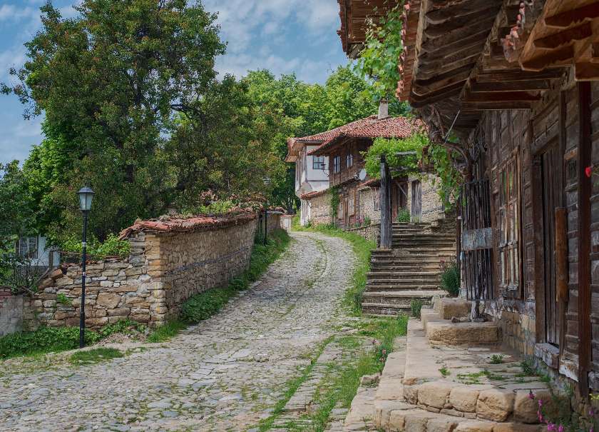 Bułgaria-Zheravna, stare domy, muzeum etnograficzne puzzle online