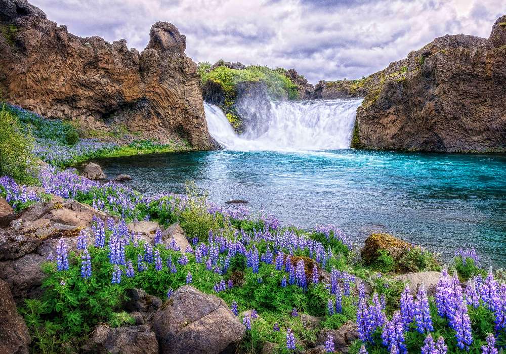 Islandia-Wodospady Hjalparfoss piękny widok puzzle online