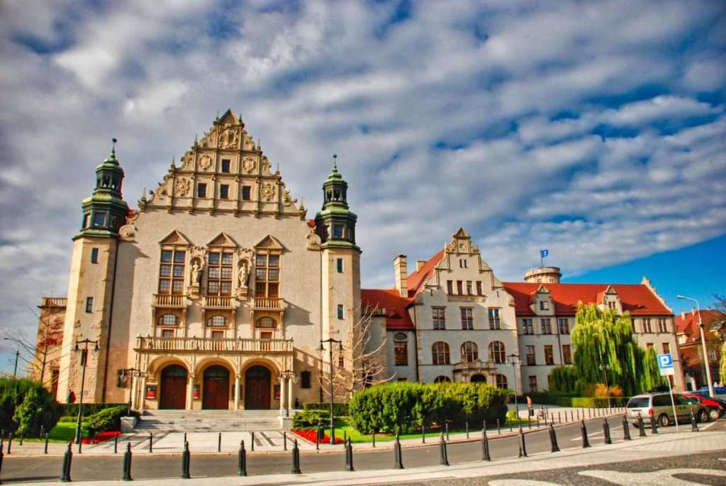Miasto Poznań w Polsce puzzle online