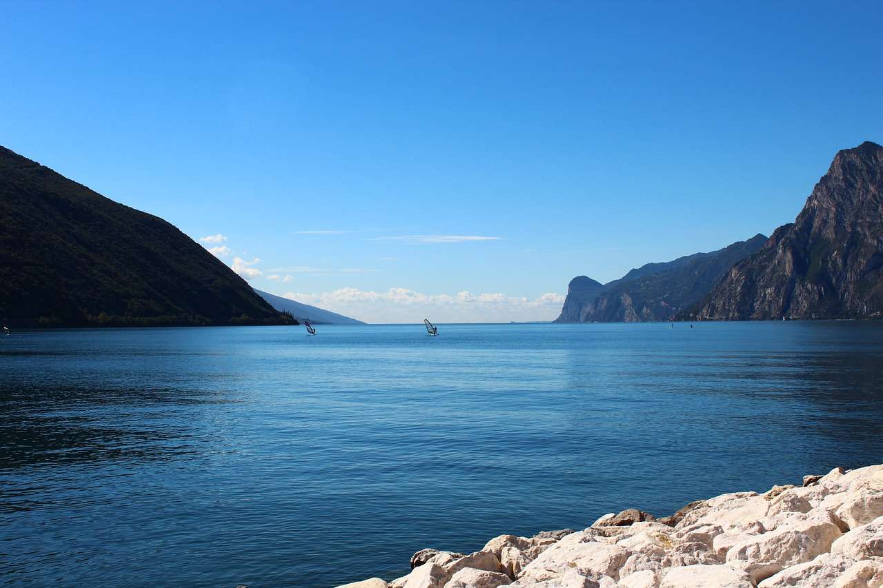 Jezioro Garda Włochy puzzle online