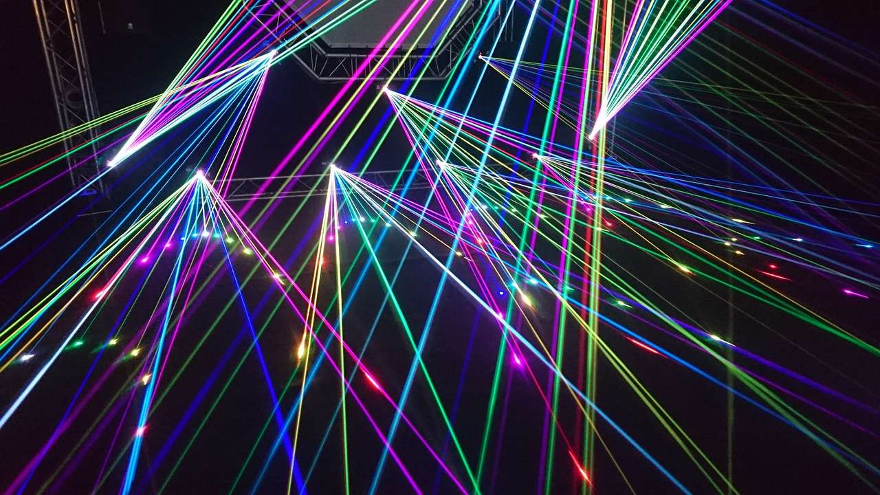 Laserowy pokaz świetlny puzzle online