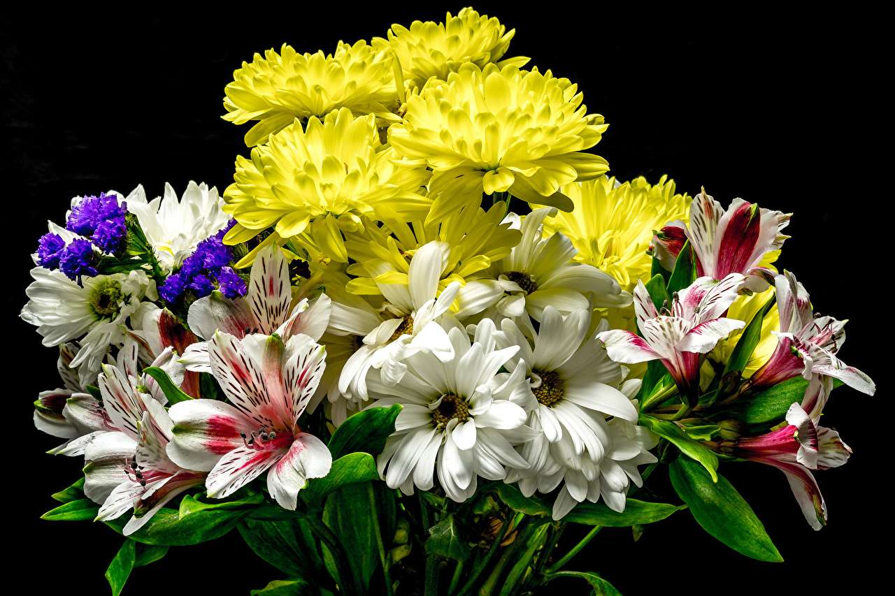Przepiękny bukiet kwiatów trochę lata i jesieni puzzle online