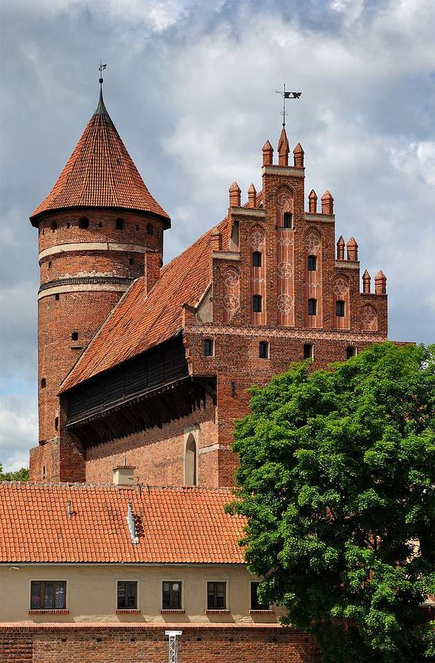 Zamek na Mazurach w Polsce puzzle online