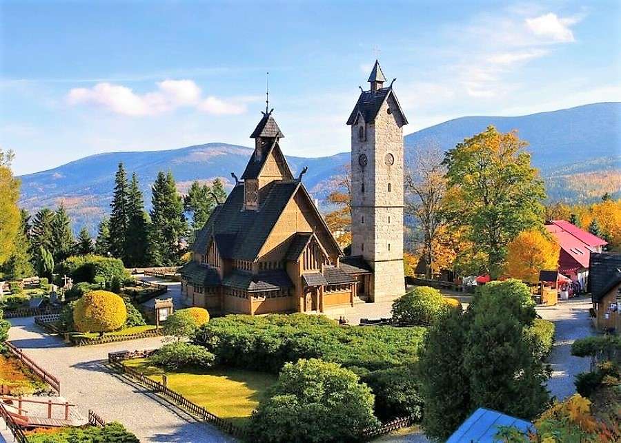 Drewniany kościółek w Karkonoszach puzzle online