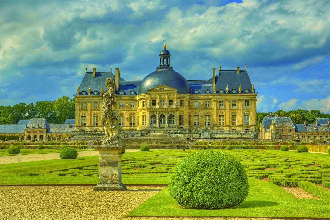 Francja -Vaux-le-Vicomte zamek w stylu Ludwika XIV puzzle online