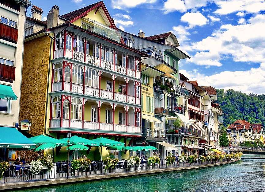 Piękne osiedle z promenadą przy kanale-Szwajcaria puzzle online