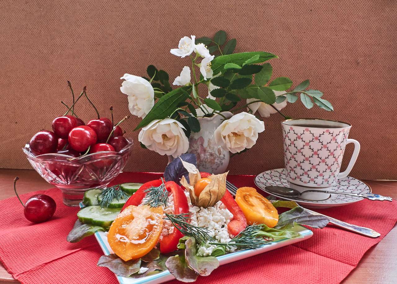 Zdrowe śniadanie-papryka ogórek pomidorki puzzle online