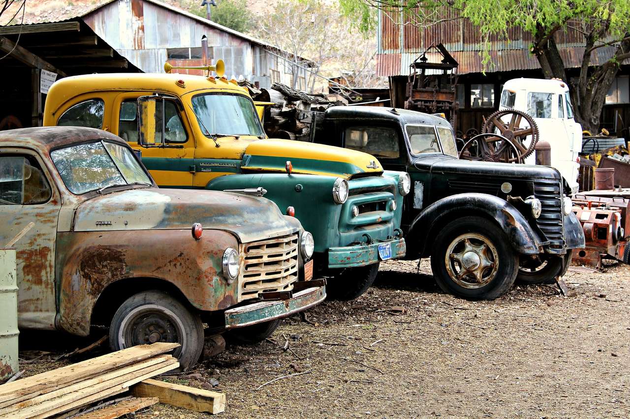 Stare samochody puzzle online