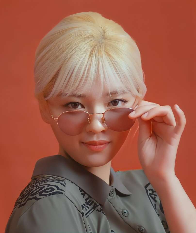 Jeongyeon dwa razy puzzle online