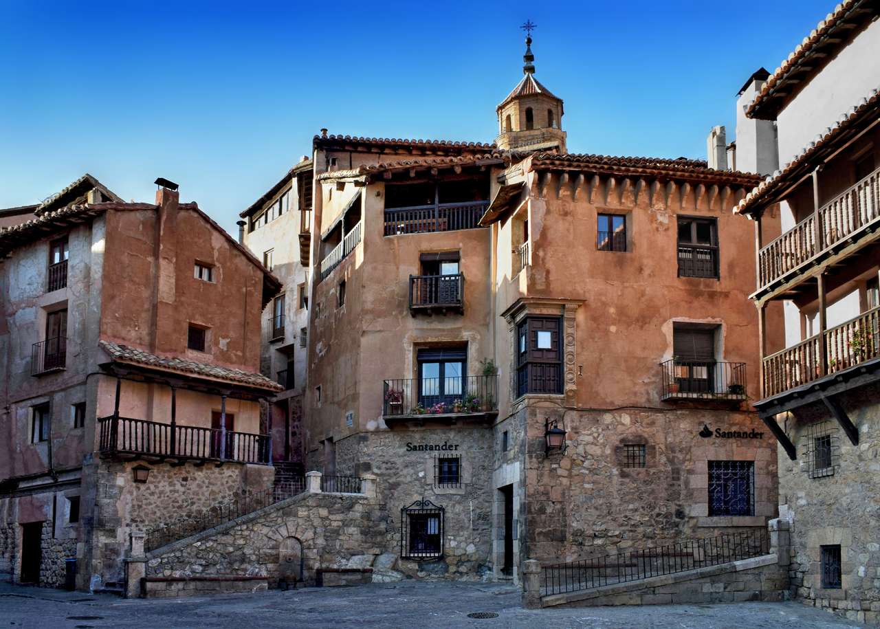Plaza Mayor Albarracin, Hiszpania puzzle online