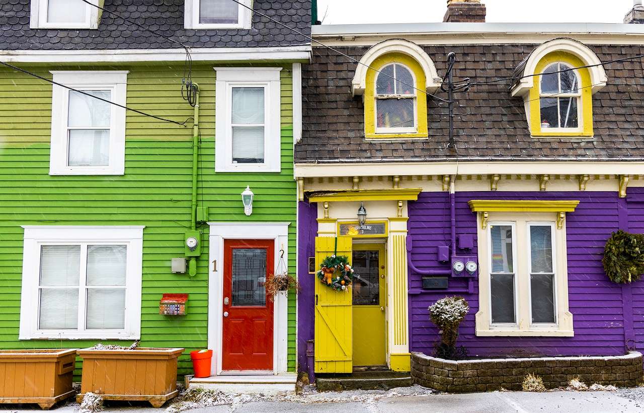 kolorowe domy puzzle online