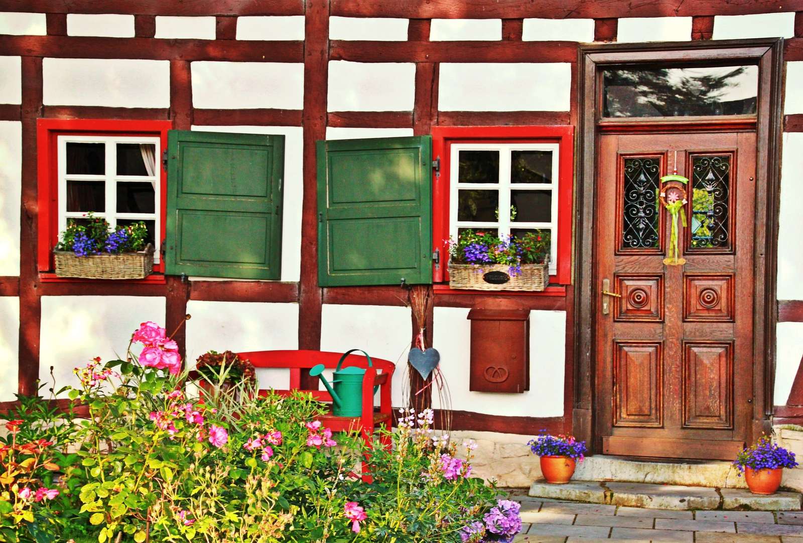 Folklorystyczny dom w Monschau puzzle online