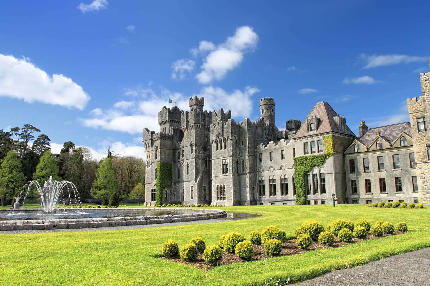 Średniowieczny zamek w Irlandii puzzle online