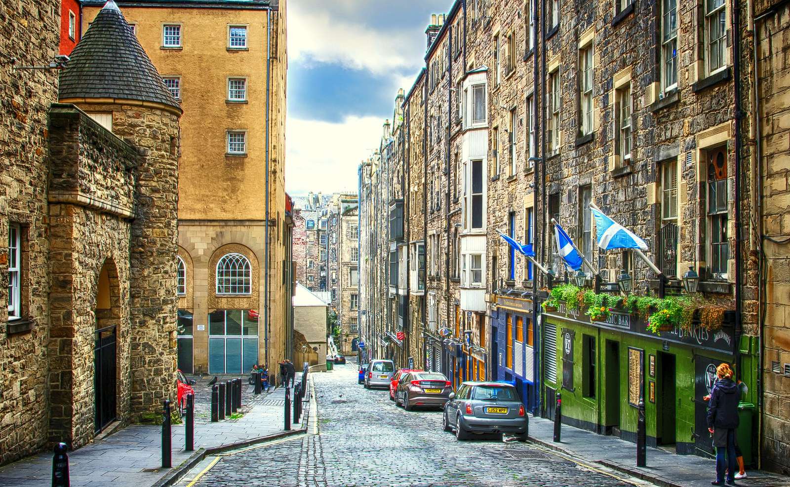 Wąska uliczka w Edynburgu puzzle online